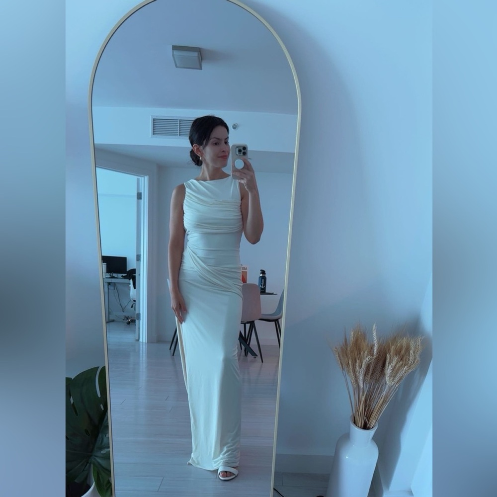 Henley Meshki Slinky Maxi Dress - Picture 4 of 5